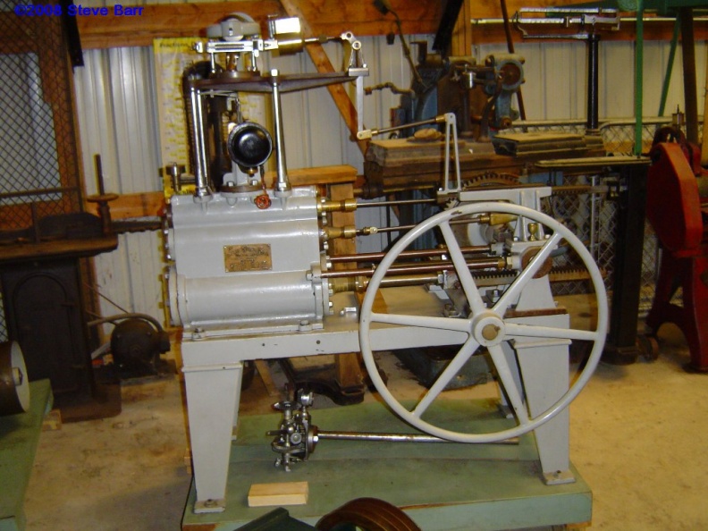 A lombard turbine water wheel governor at the Rock River museum.jpg